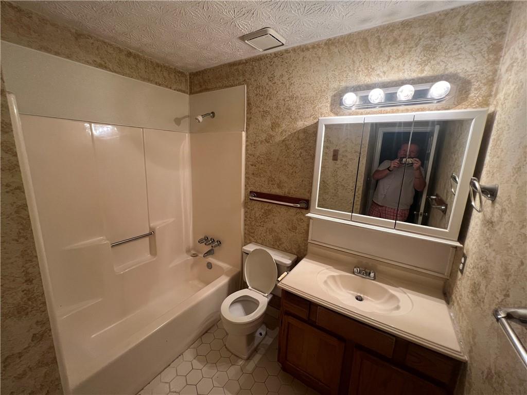 4367 Coopers Creek Drive