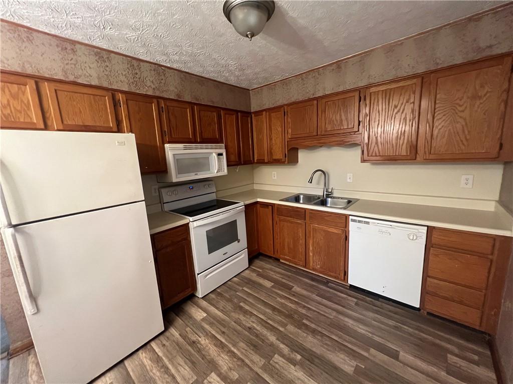 4367 Coopers Creek Drive
