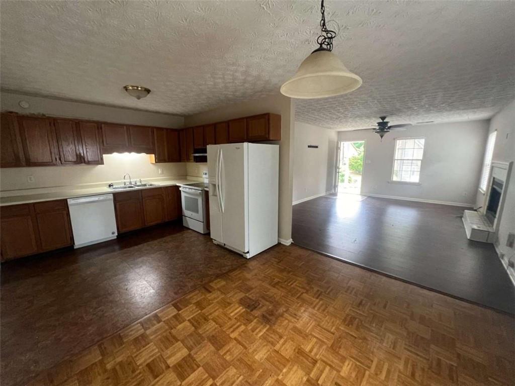 4365 Coopers Creek Drive
