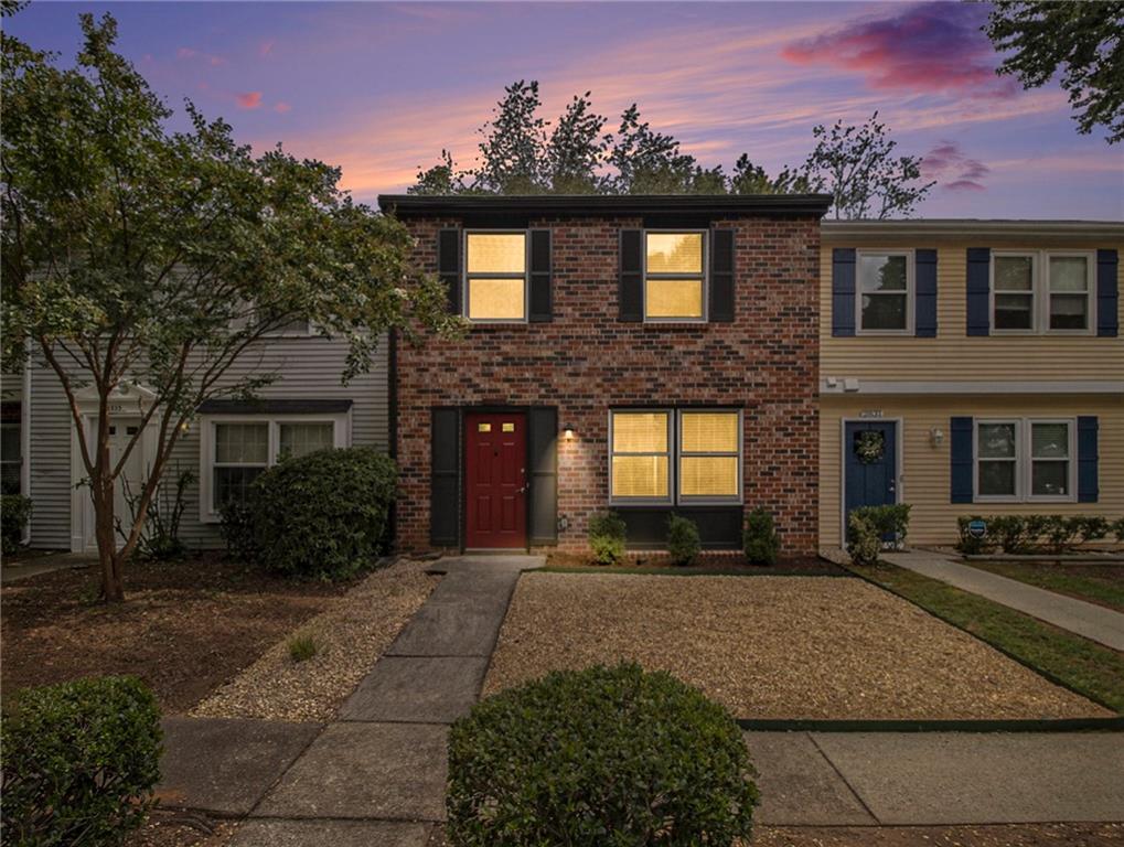 2833 Royal Path Court
