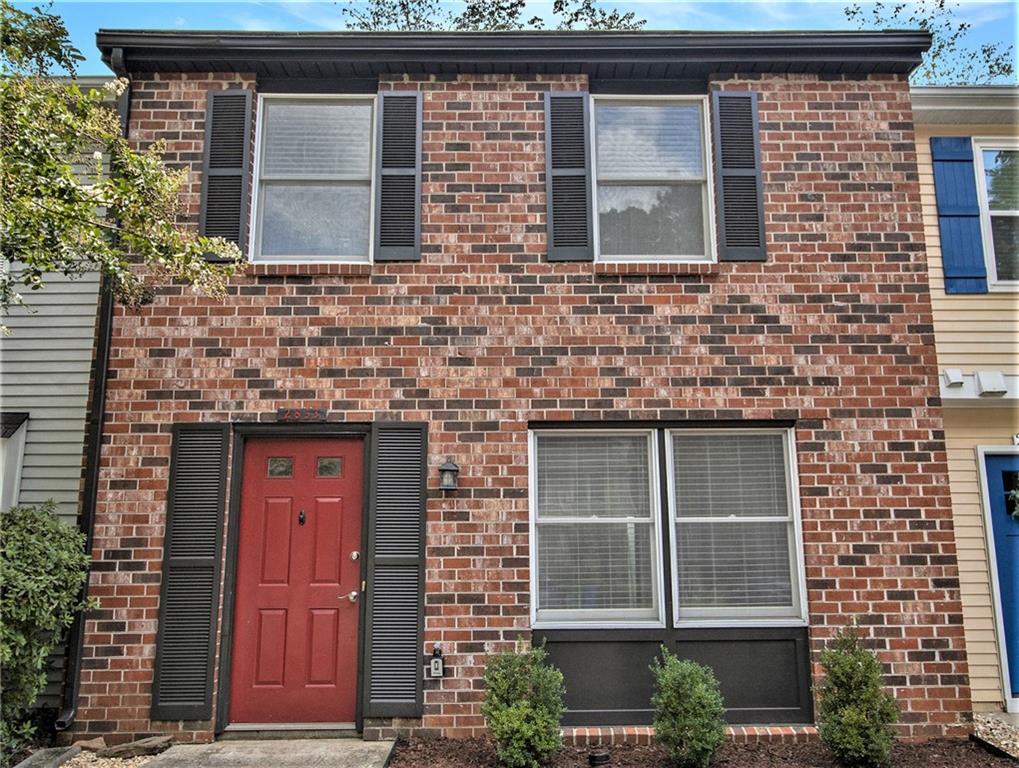 2833 Royal Path Court