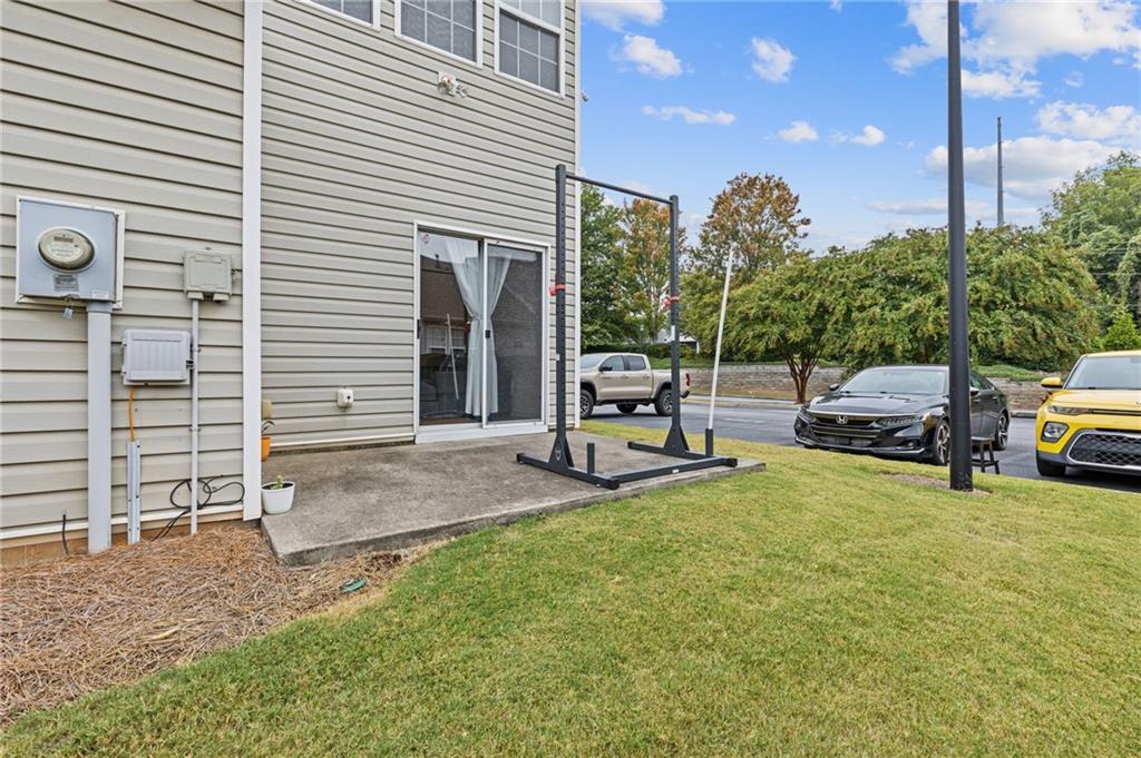 2707 Heathrow Drive