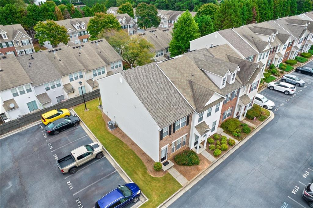2707 Heathrow Drive