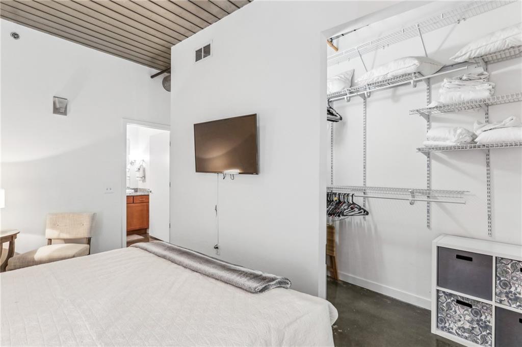 620 Glen Iris Drive NE Unit 216