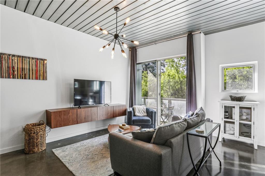 620 Glen Iris Drive NE Unit 216