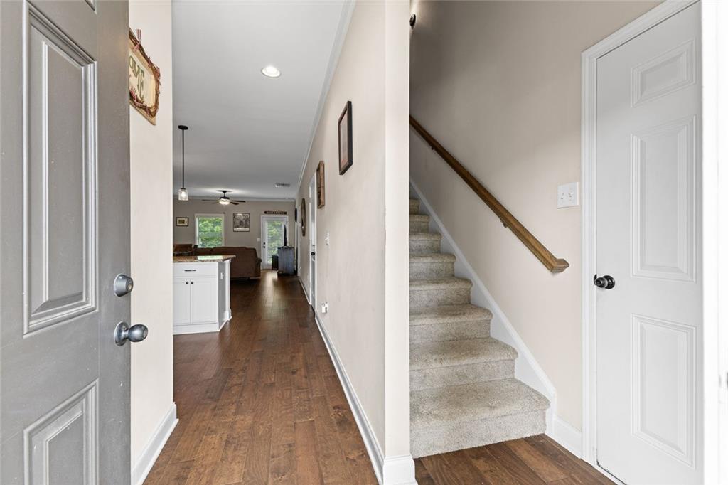 3875 Valley View Court