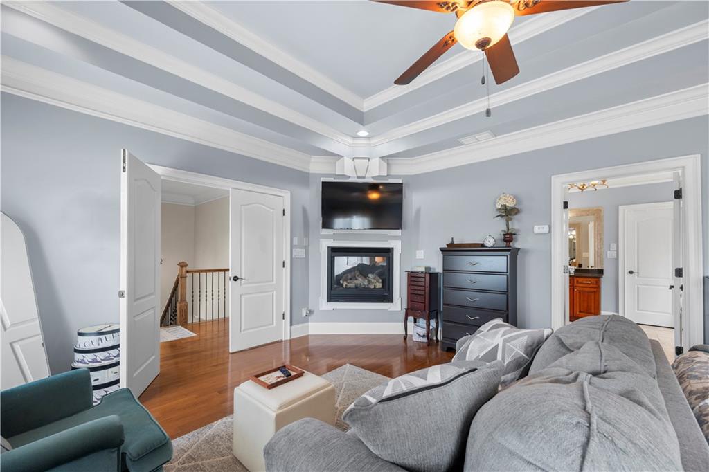 1741 Hickory Path Way