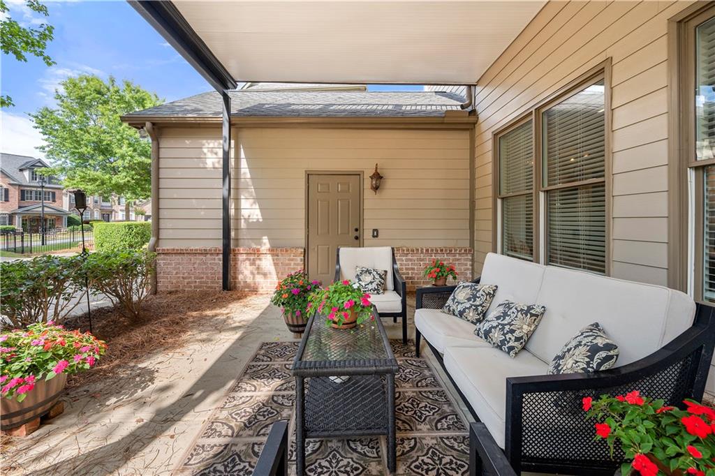 1741 Hickory Path Way