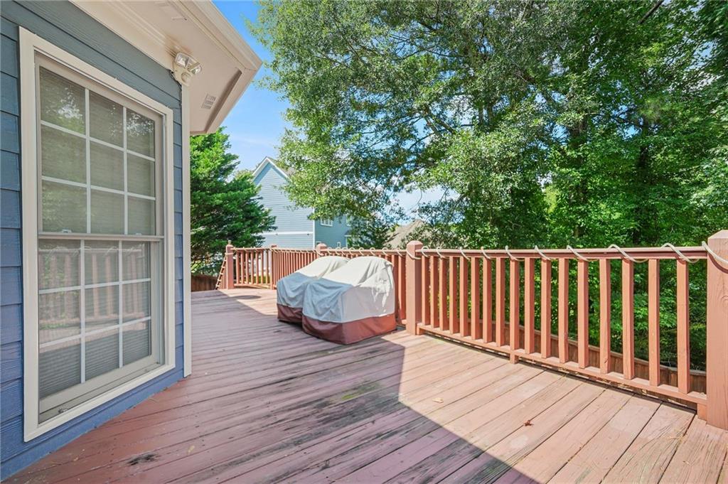1002 Chestnut Creek Drive