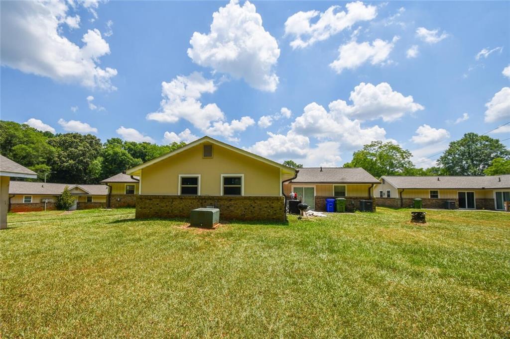 1482 Waverly Way