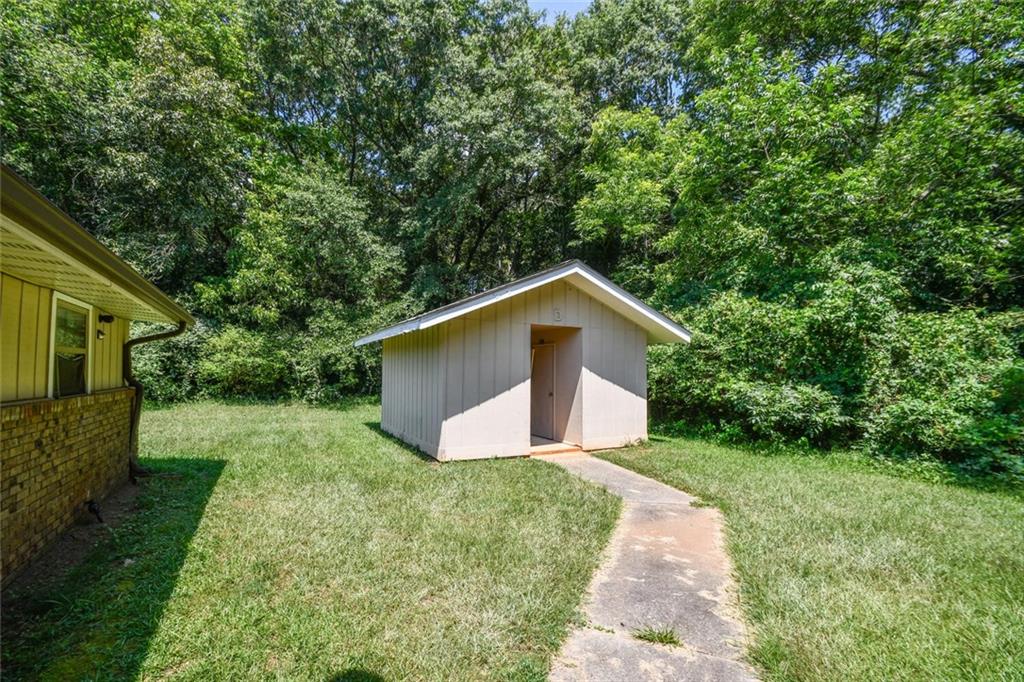 1482 Waverly Way