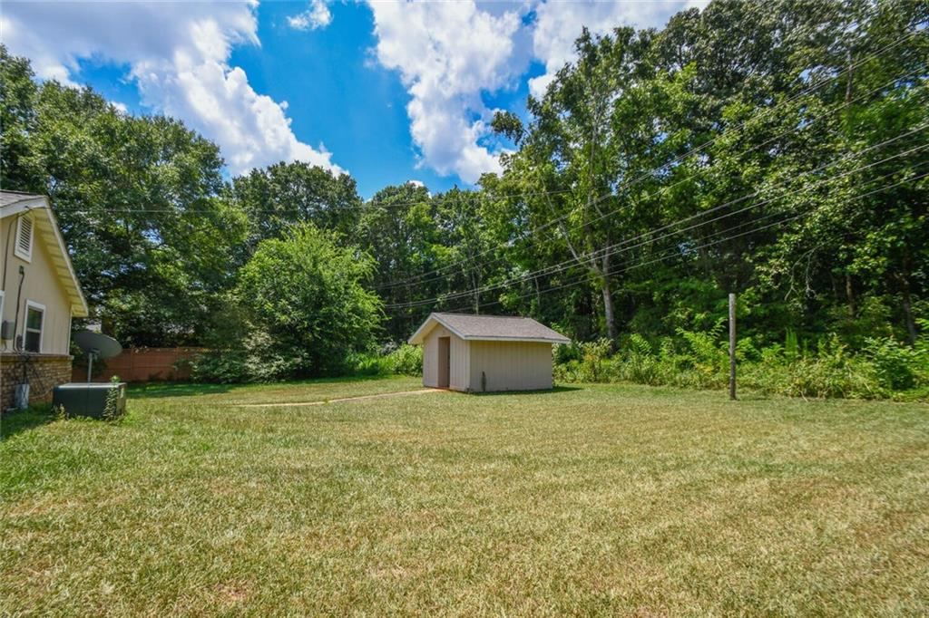 1482 Waverly Way