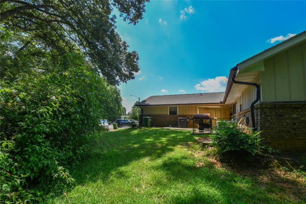 1482 Waverly Way