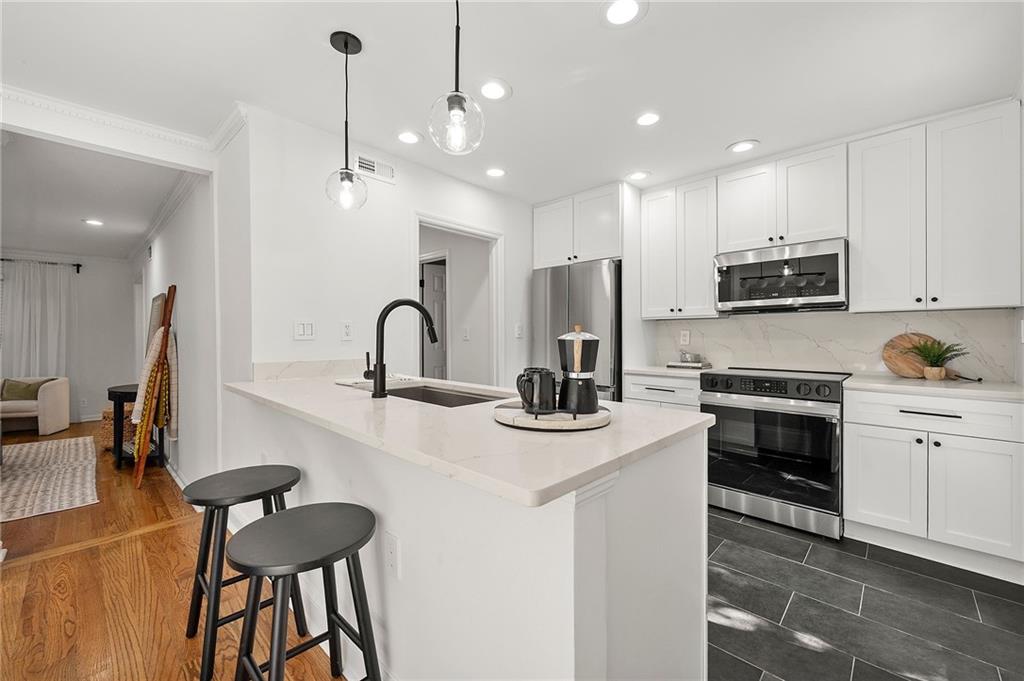1498 Leafmore Place