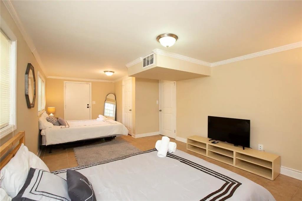 4035 Brookcrest Circle