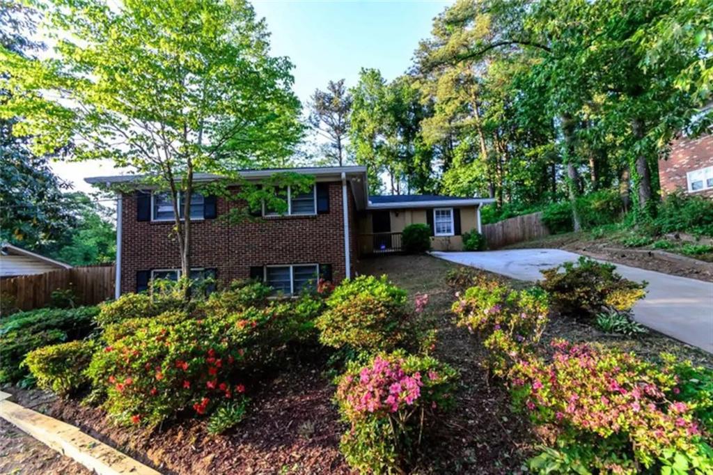 4035 Brookcrest Circle