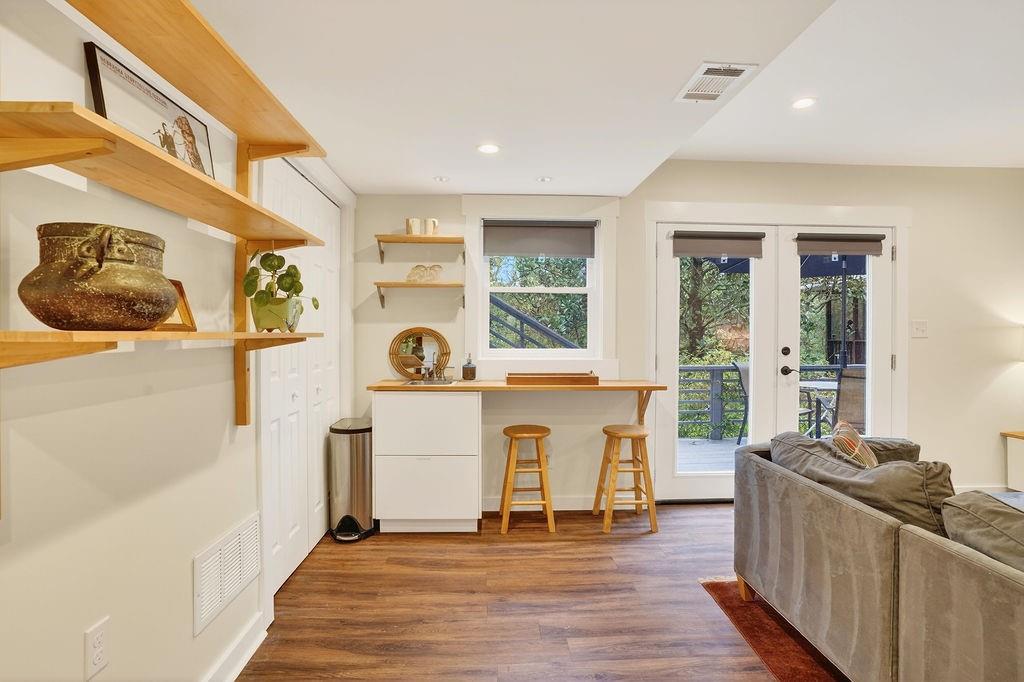 207 Mimosa Drive
