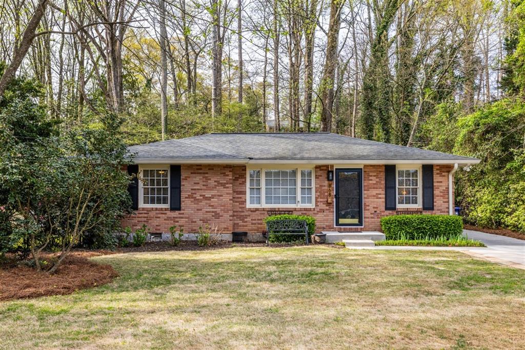 868 Scott Circle