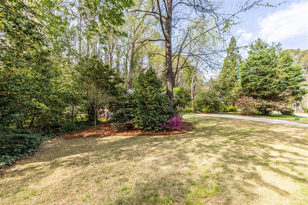 868 Scott Circle