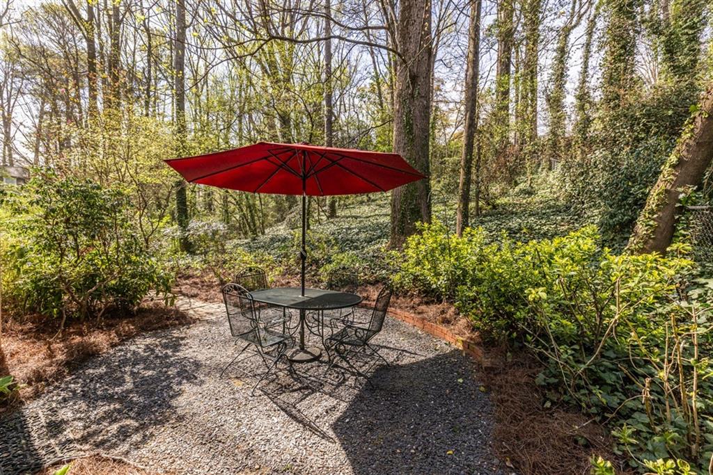 868 Scott Circle