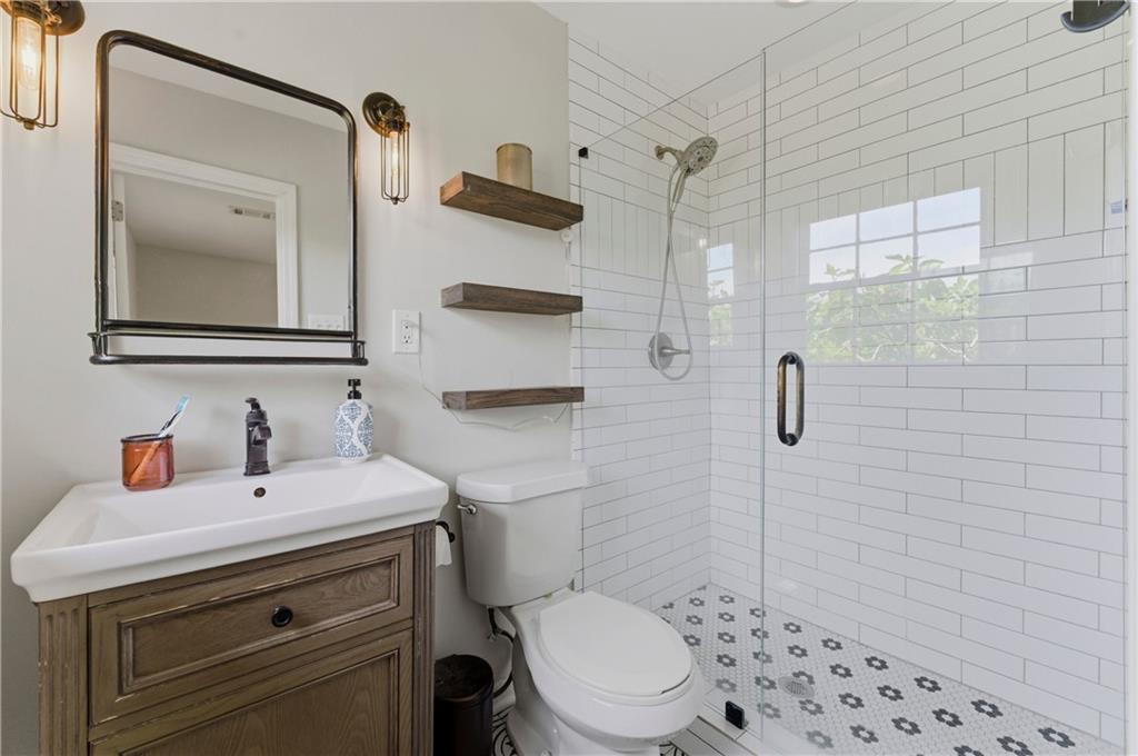 1859 Winthrop Drive SE