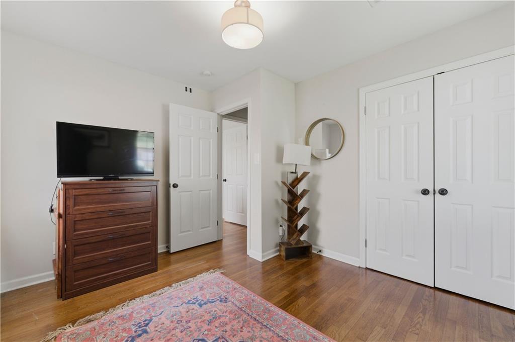 1859 Winthrop Drive SE