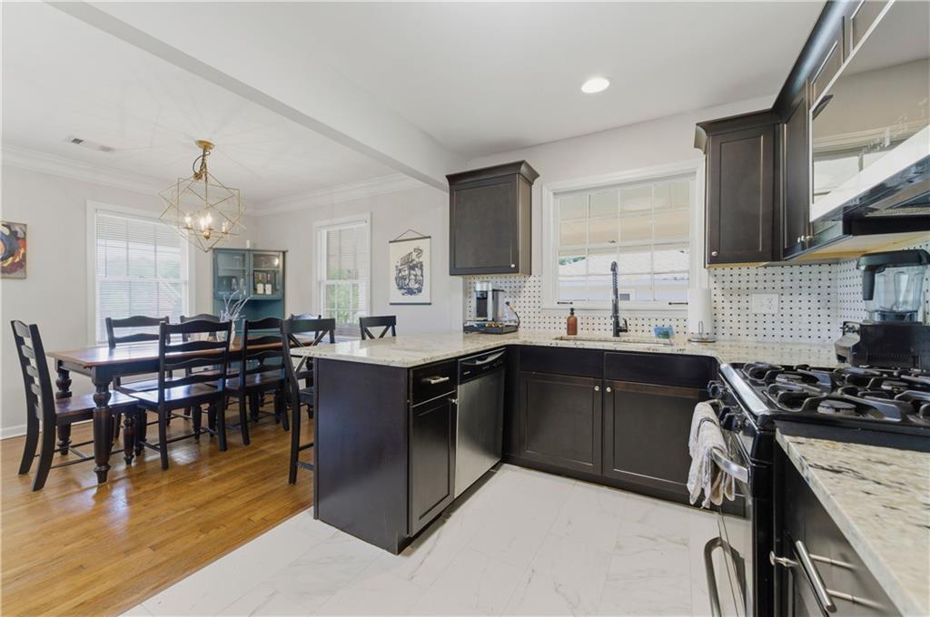 1859 Winthrop Drive SE