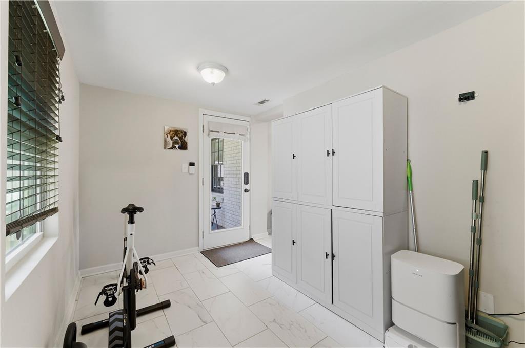 1859 Winthrop Drive SE