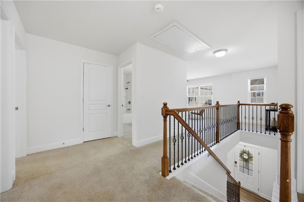 734 Binkley Walk