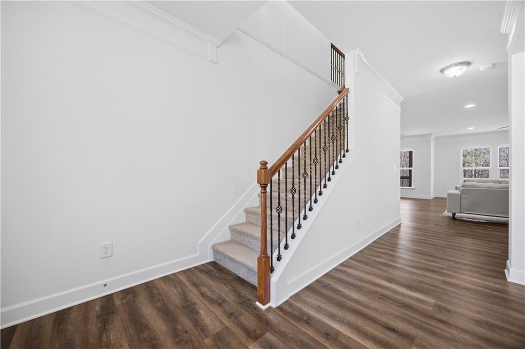 734 Binkley Walk
