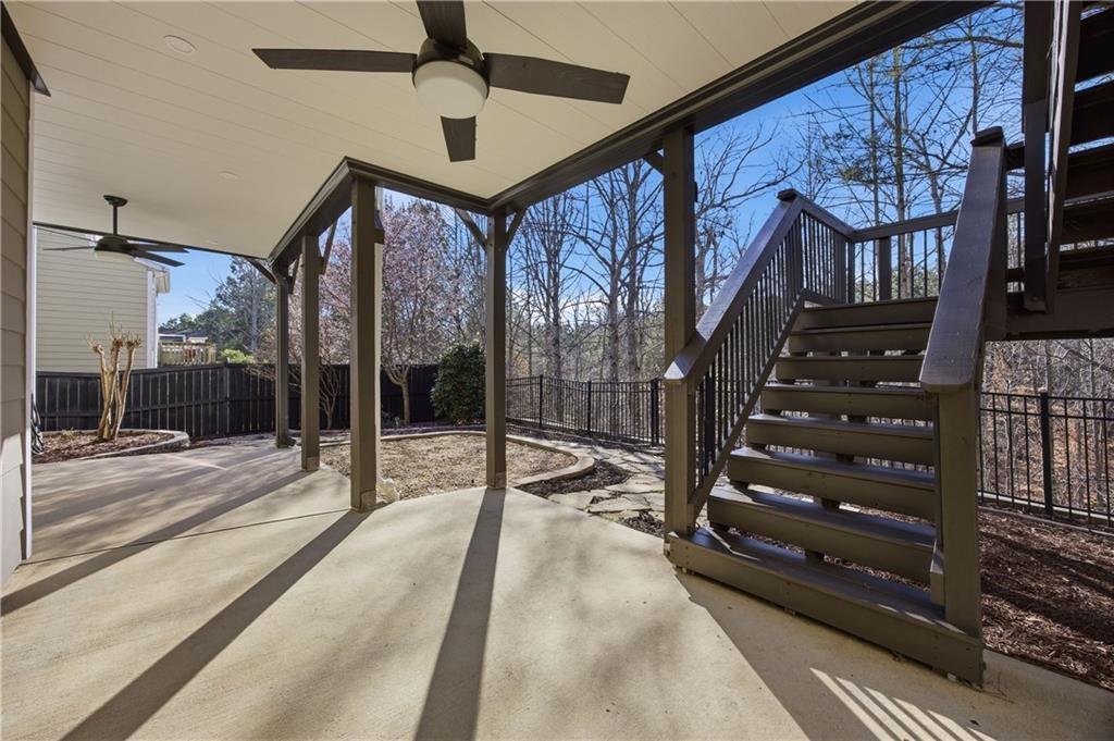 734 Binkley Walk