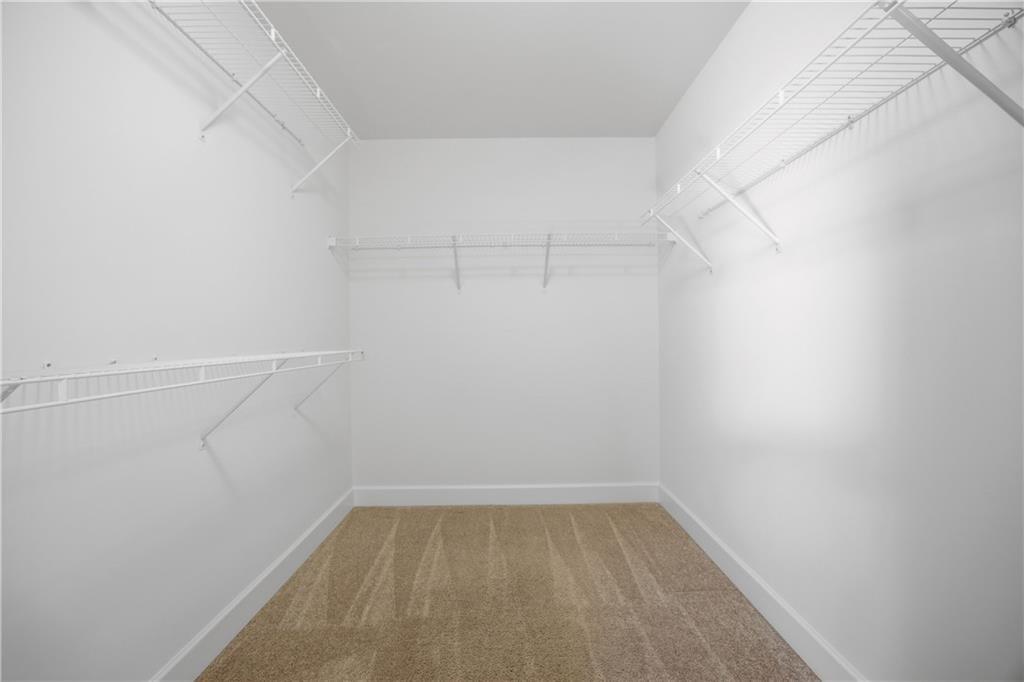 734 Binkley Walk