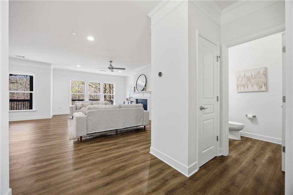734 Binkley Walk