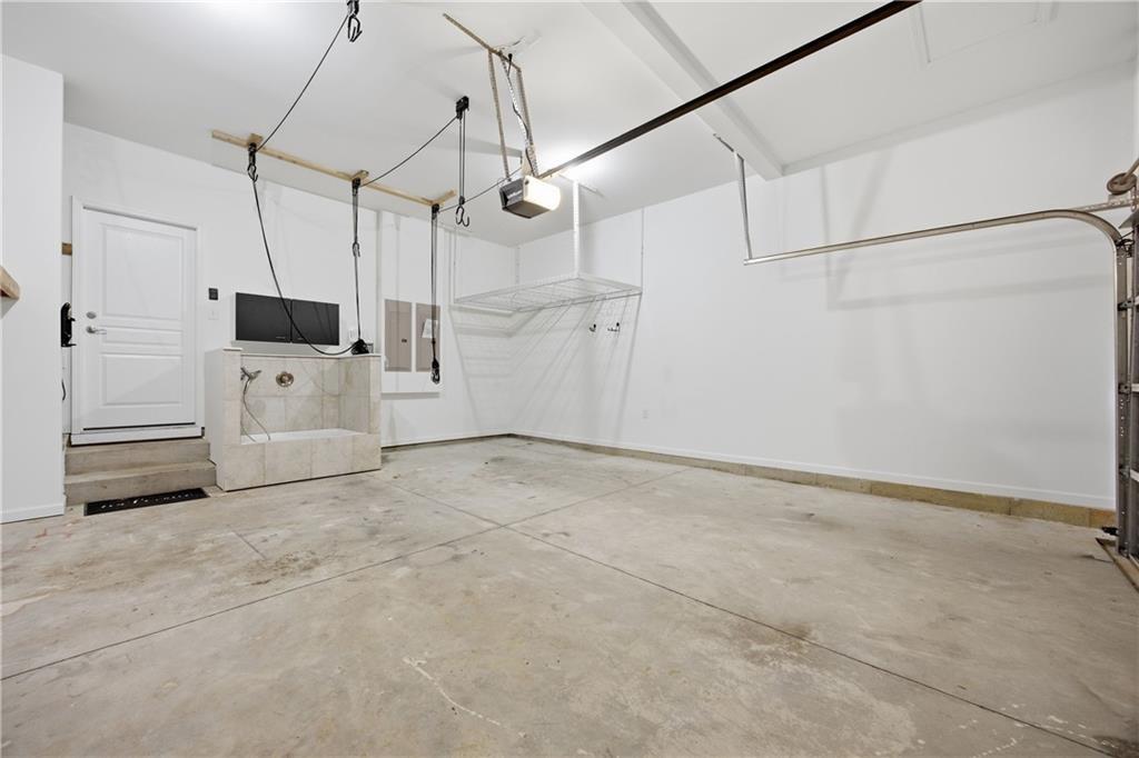 734 Binkley Walk