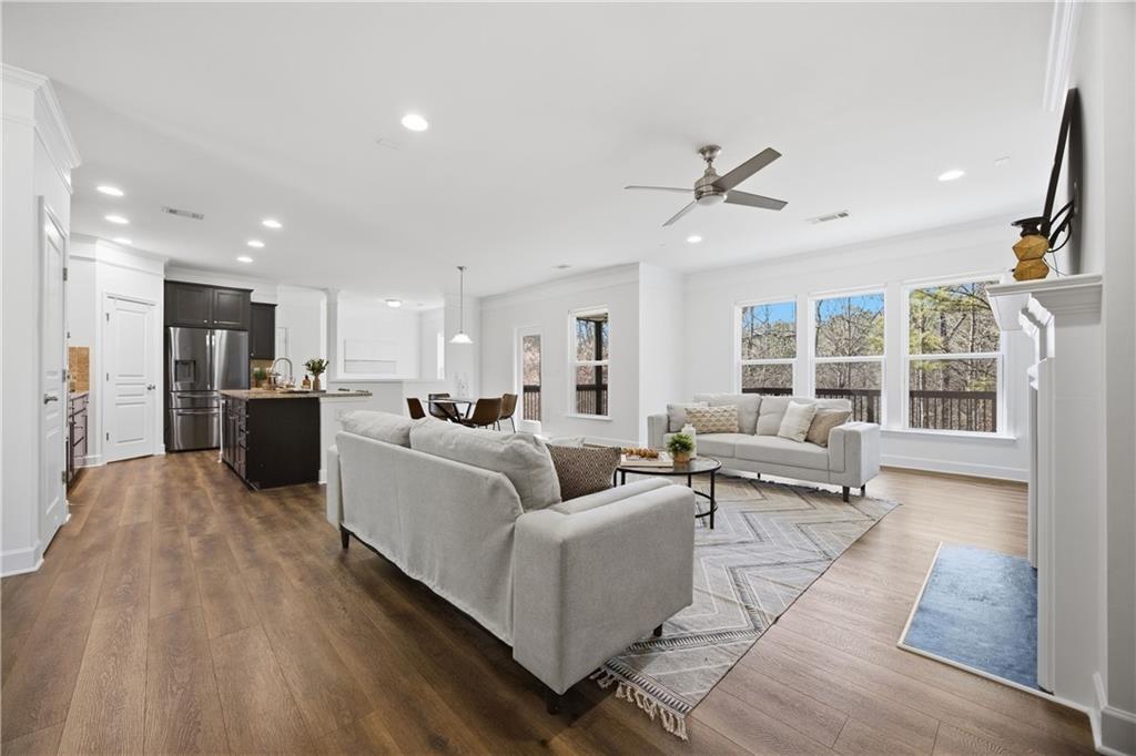 734 Binkley Walk