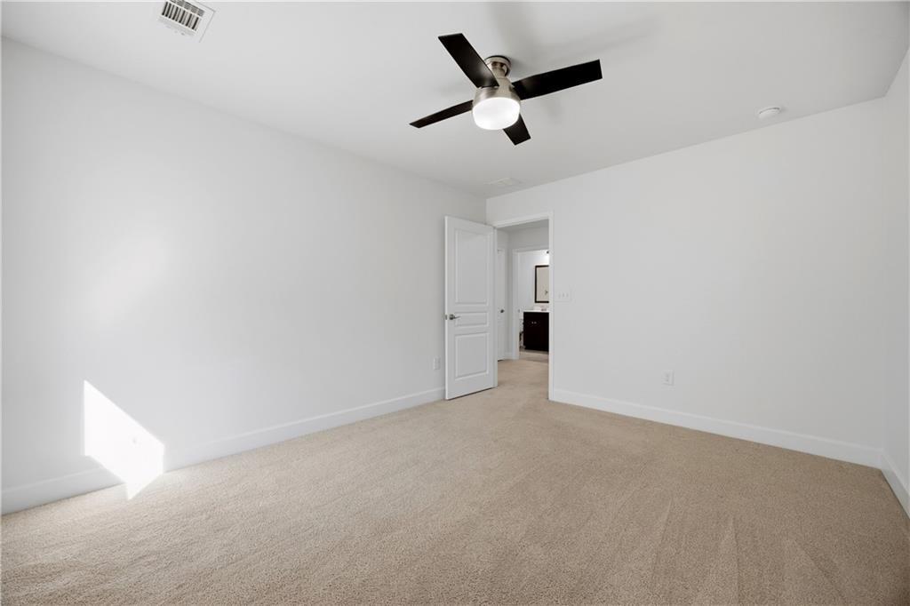734 Binkley Walk