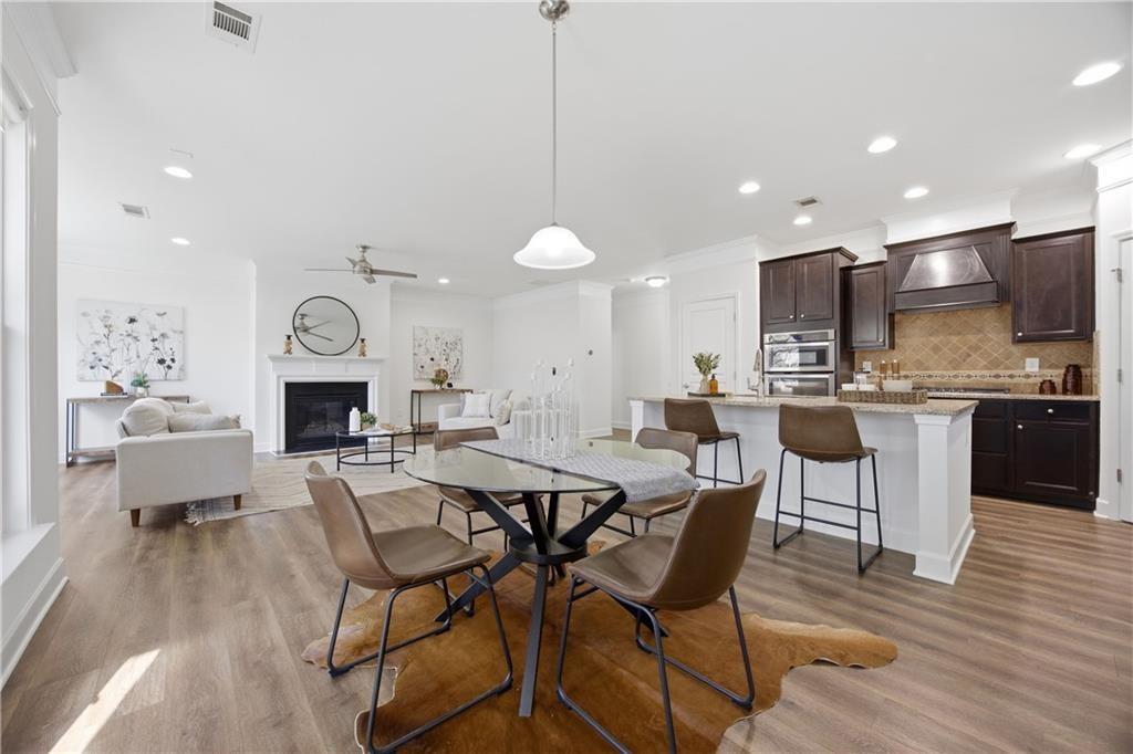 734 Binkley Walk