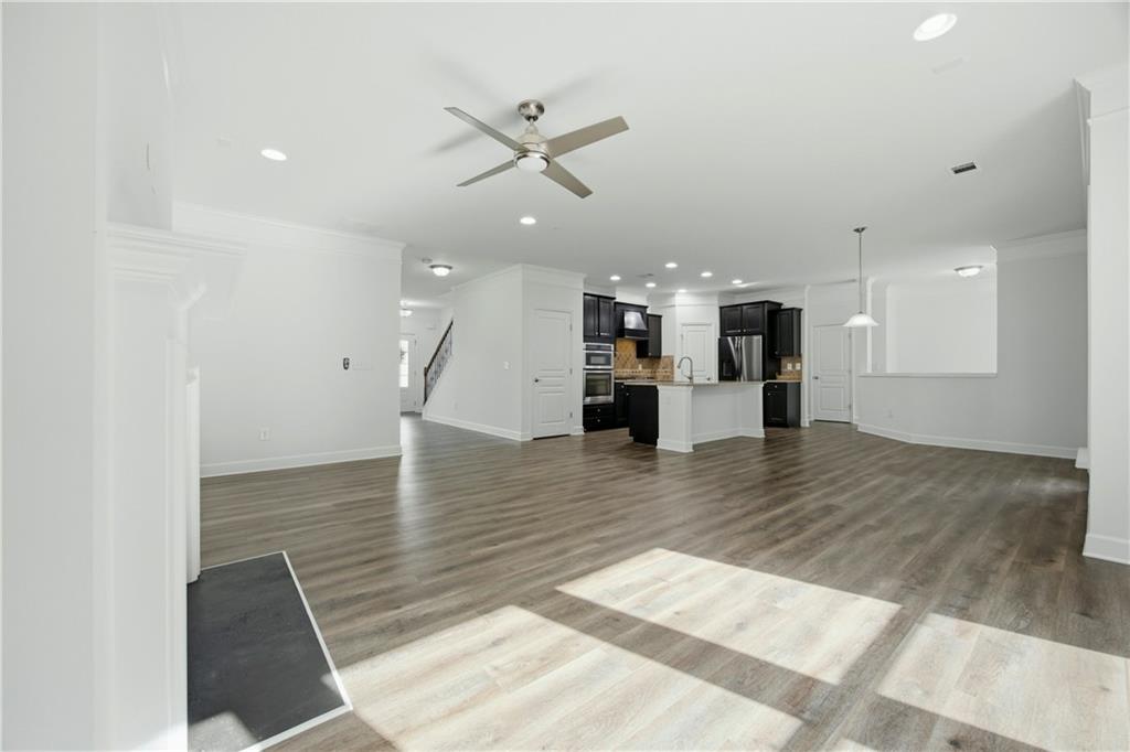 734 Binkley Walk