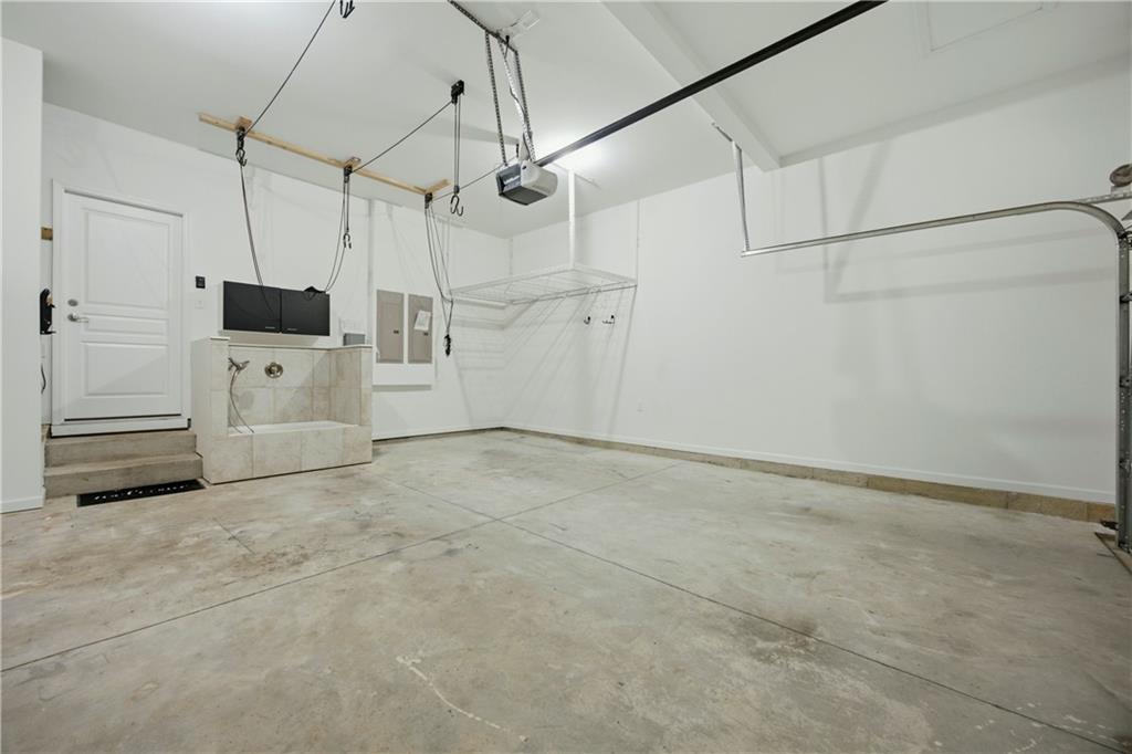 734 Binkley Walk