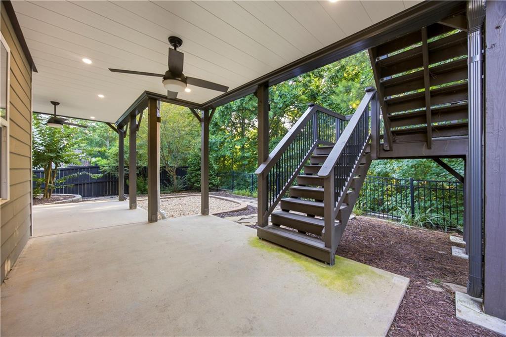 734 Binkley Walk