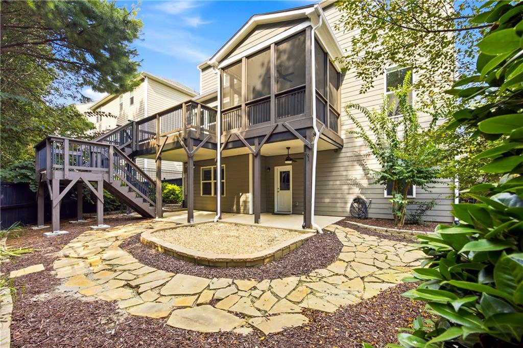 734 Binkley Walk