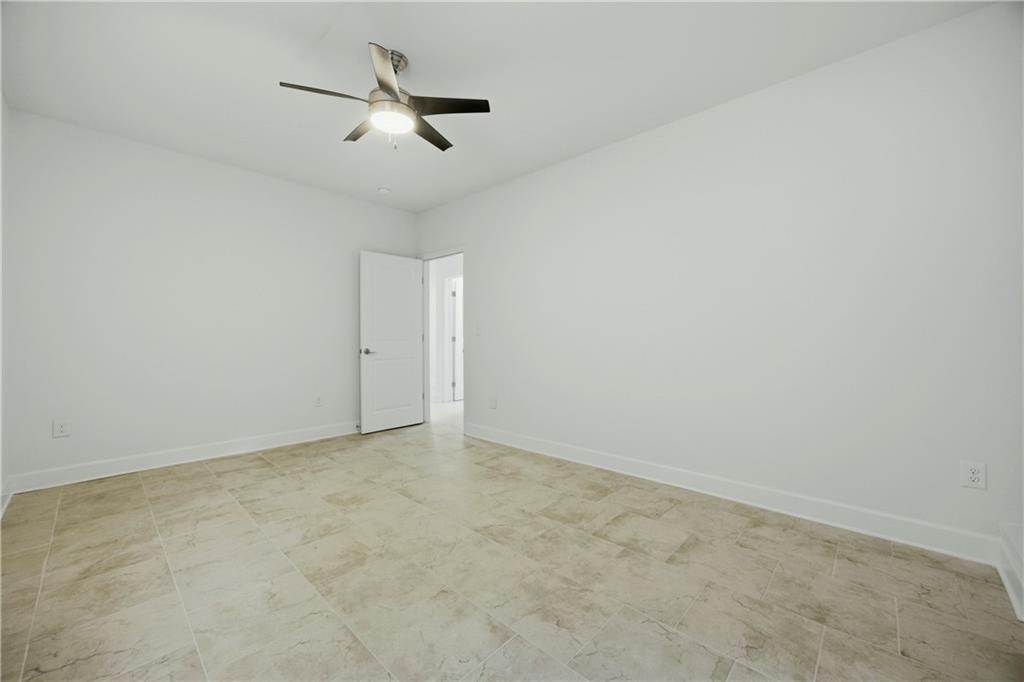 734 Binkley Walk