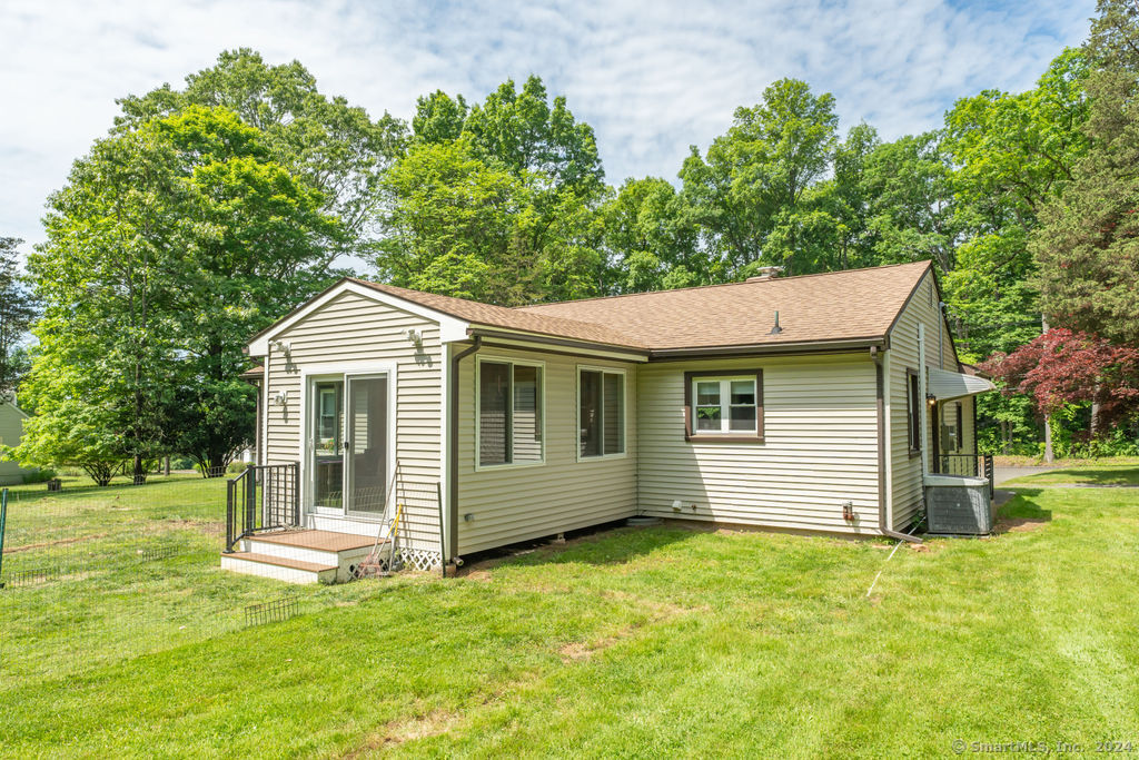 303 Sea Hill Road