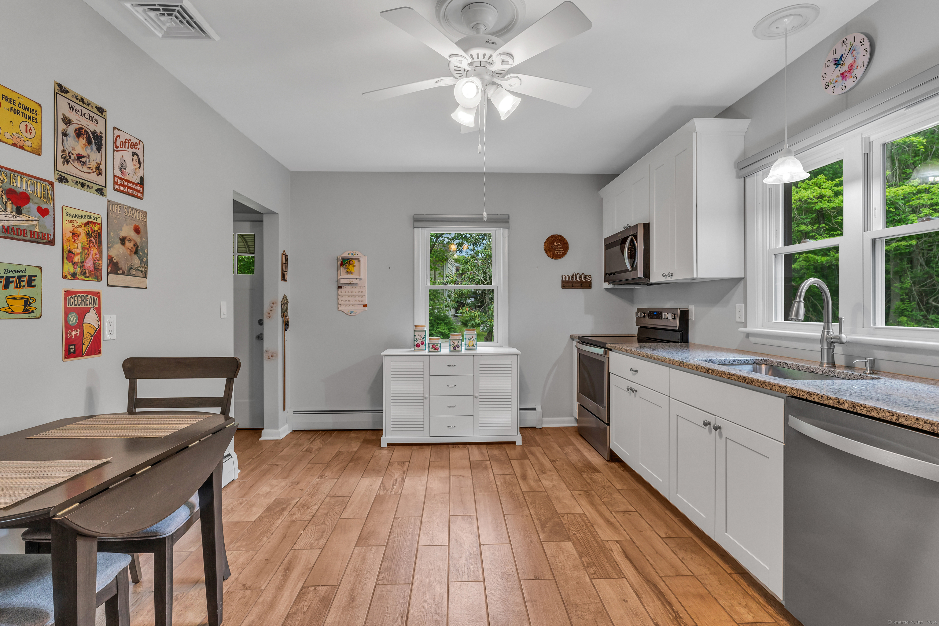 303 Sea Hill Road
