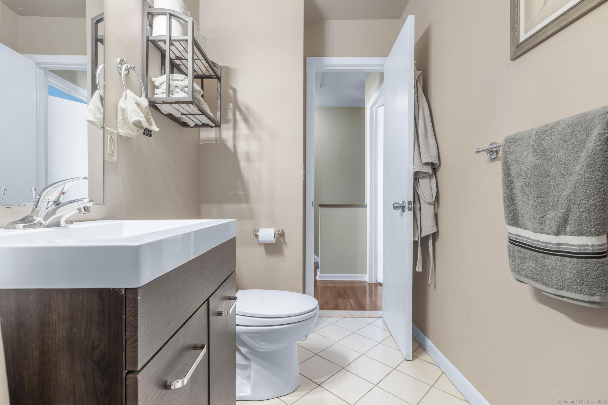 229 Branford Road 433