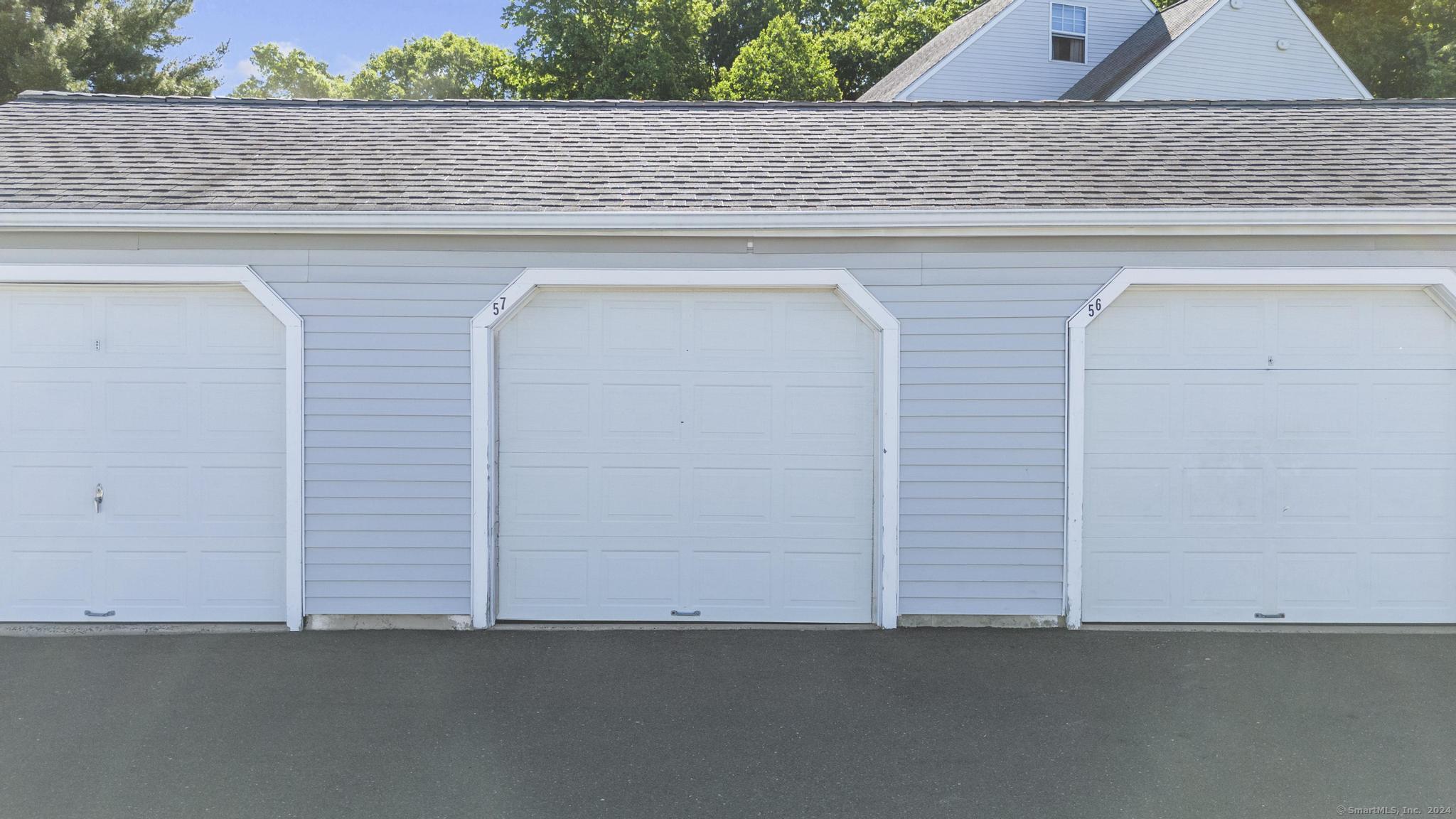 229 Branford Road 433