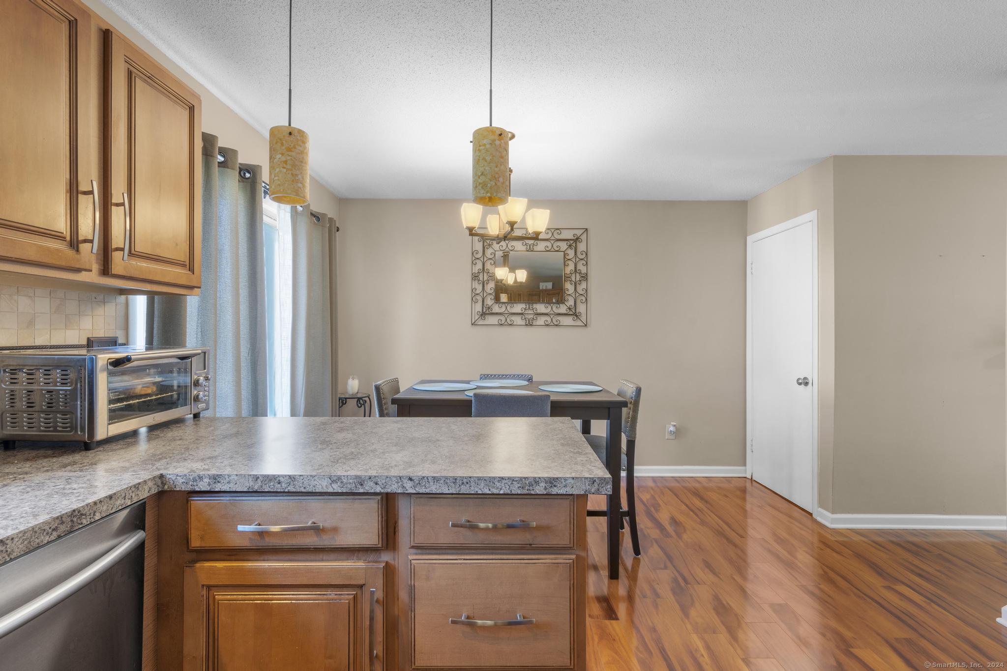 229 Branford Road 433