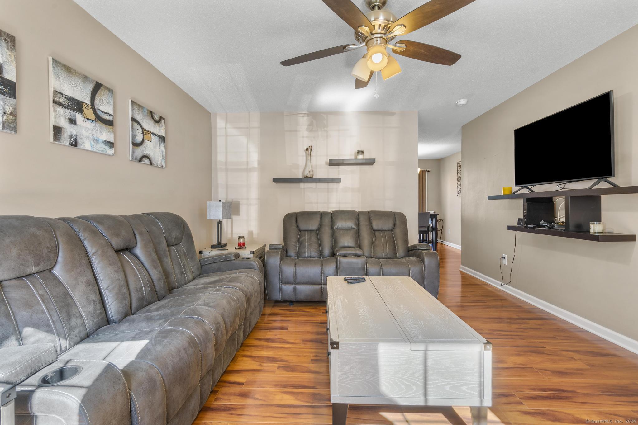 229 Branford Road 433