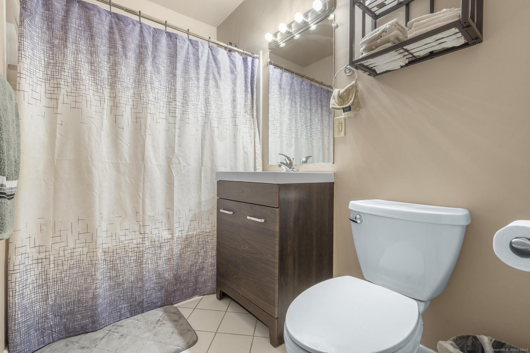 229 Branford Road 433