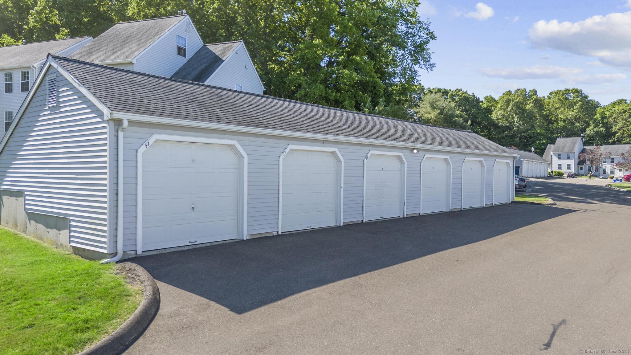 229 Branford Road 433